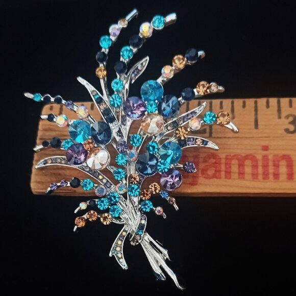 Gorgeous Multi Colored Rhinestone Brooch 3 Inches Long - Picture 4 of 4